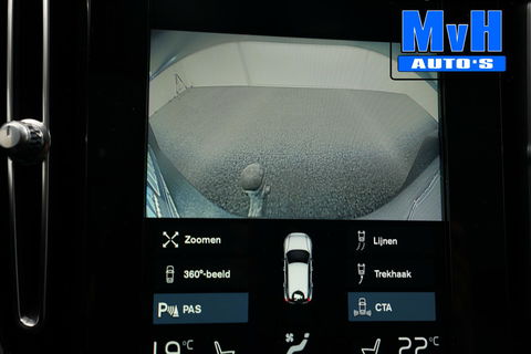 Volvo XC40 1.5 T4 Recharge R-Design|PANO|H/K AUDIO|TREKH|NAP