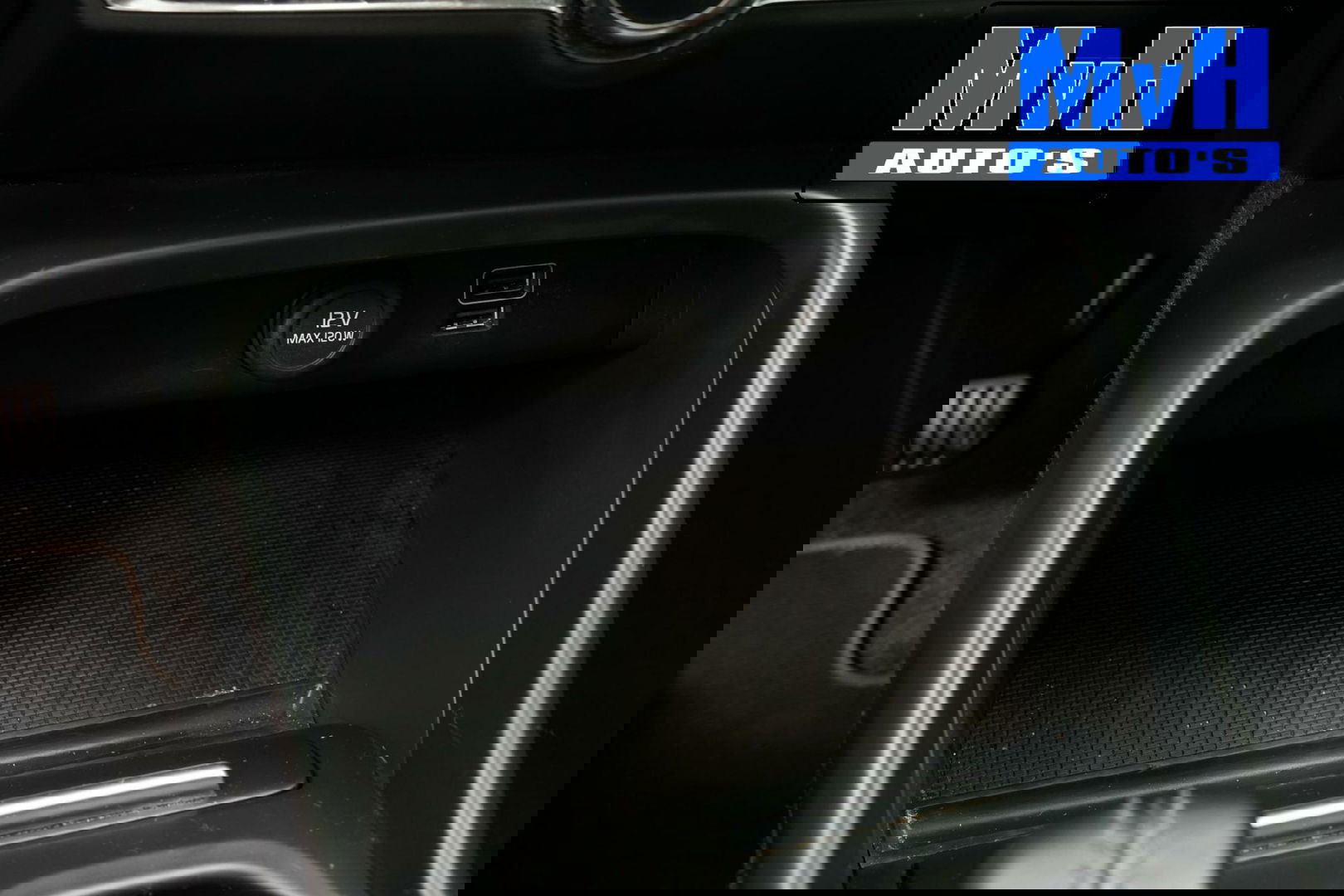 Volvo XC40 1.5 T4 Recharge R-Design|PANO|H/K AUDIO|TREKH|NAP