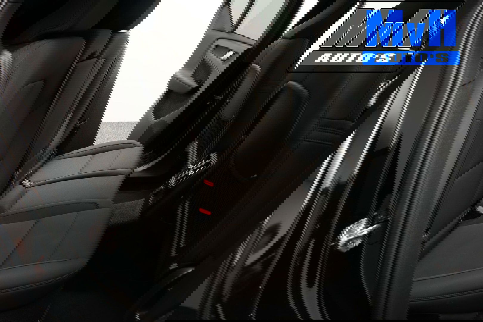 Volvo XC40 1.5 T4 Recharge R-Design|PANO|H/K AUDIO|TREKH|NAP