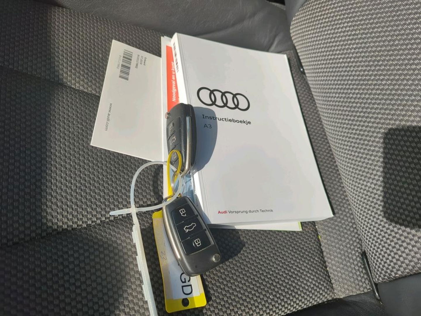 Audi A3 Sportback 35 TFSI CoD Adv Sp | 3X S-Line | LED | Cruise | Media