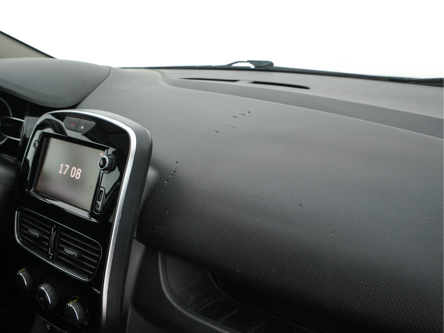 Renault Clio Estate 0.9 TCe Limited *NAVI-FULLMAP | KEYLESS | AIRCO | CARPLAY | PDC | BASS-REFLEX-AUDIO | COMFORT-SEAT | TOWBAR | 16''ALU *