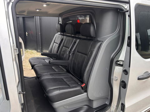 Opel Vivaro 1.6 CDTI L2H1 DC Innovation MARGE | Stoelverwarming | LEDER | Keyless | Luxe bus