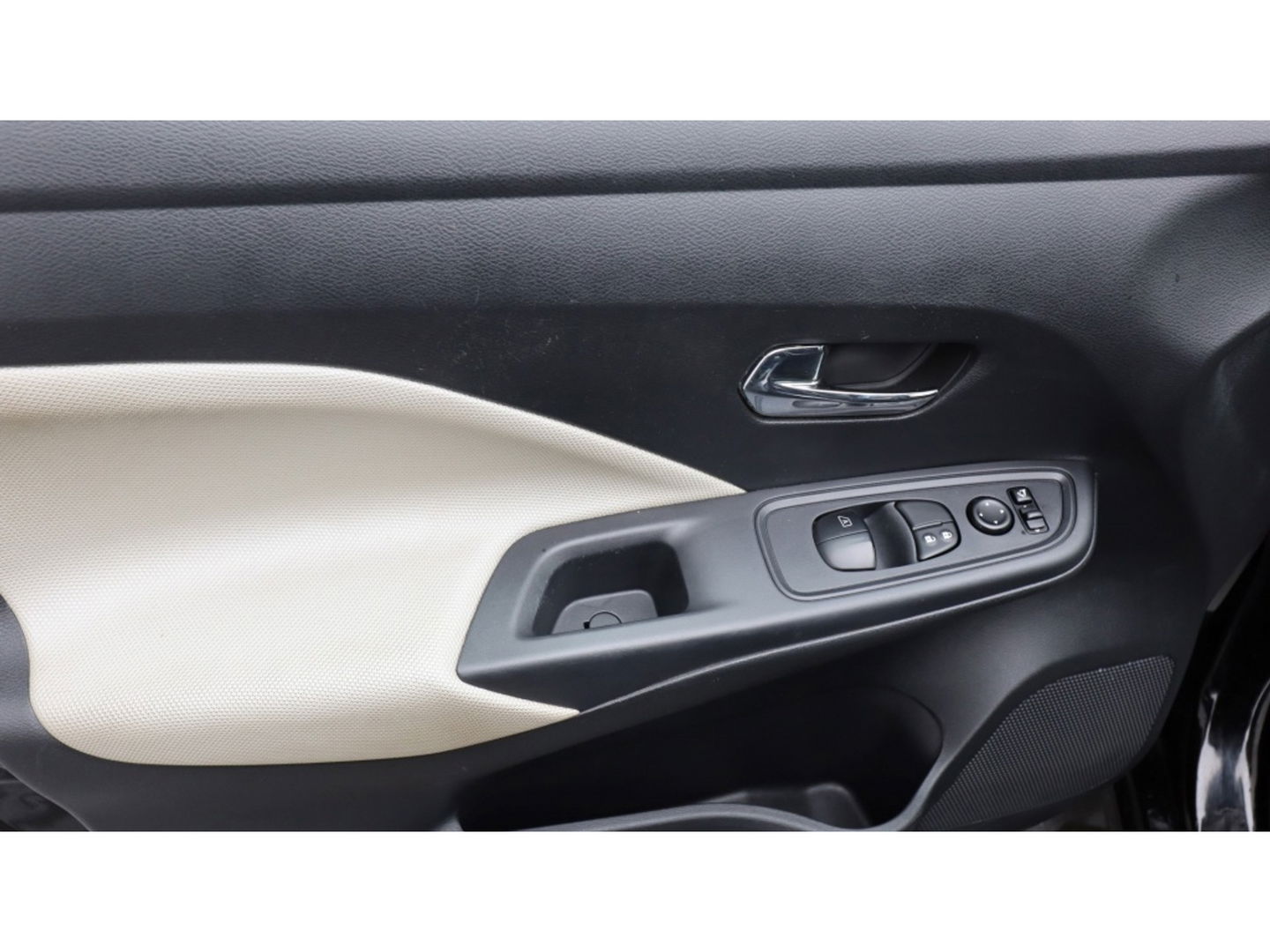 Nissan Micra 0.9 IG-T N-Connecta | Camera| Led | Clima | Veel opties