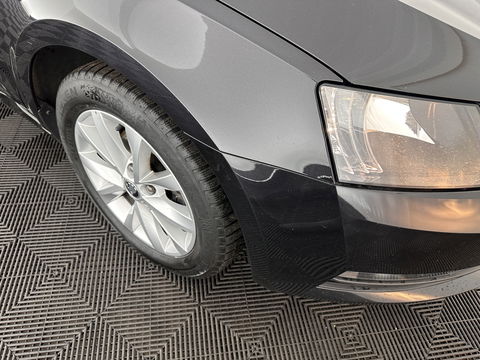 Škoda Octavia Combi 1.6 TDI Greentech Clever Edition Aut. *LEATHER-FABRIC | NAVI-FULLMAP | COMFORT-SEATS | DAB+ | HEATED-SEATS | AMUNDSEN-AUDIO | ECC | SHIFT-PADDLES | PARKPILOT | CRUISE | TOWBAR | 16''ALU *