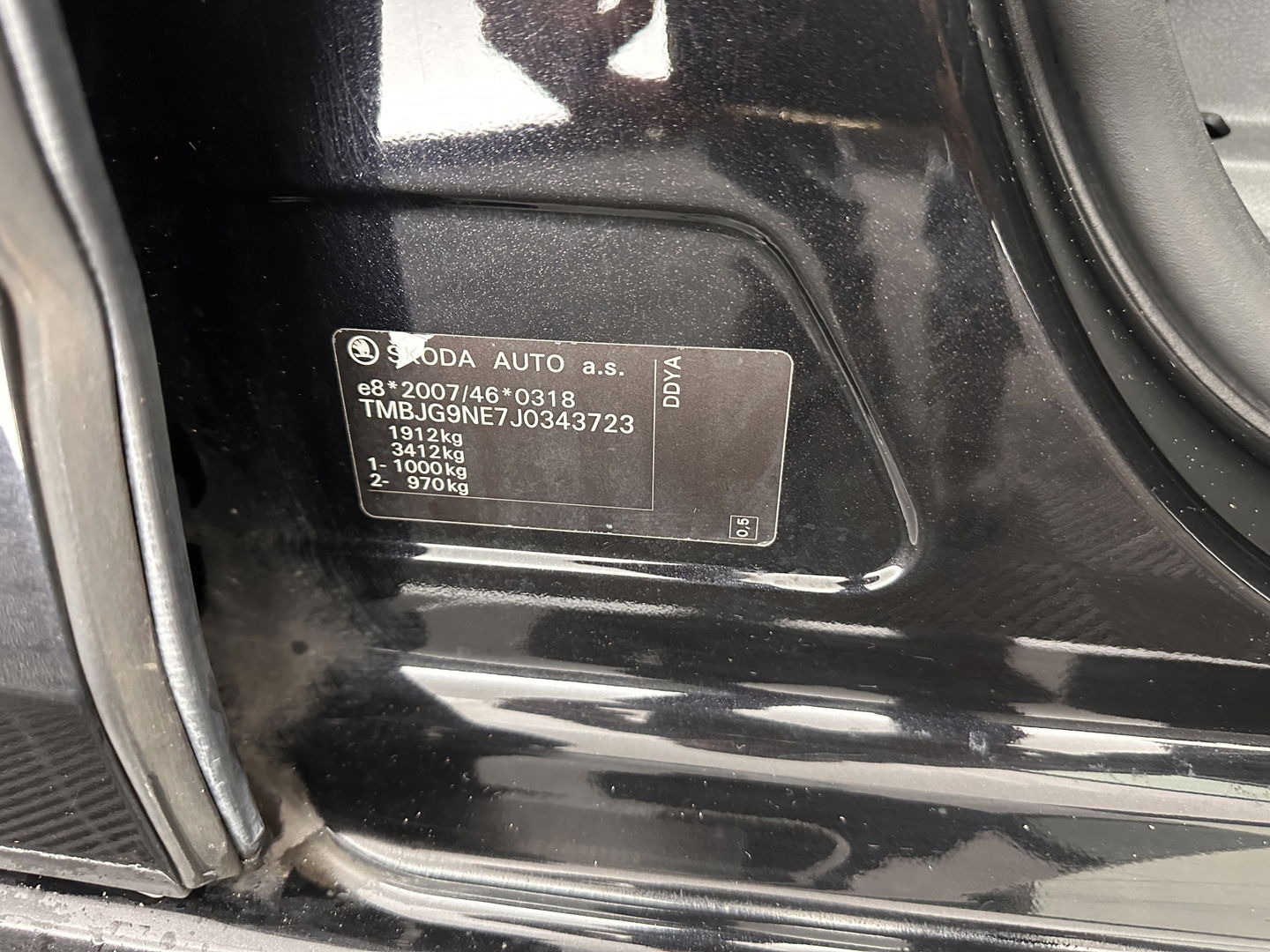 Škoda Octavia Combi 1.6 TDI Greentech Clever Edition Aut. *LEATHER-FABRIC | NAVI-FULLMAP | COMFORT-SEATS | DAB+ | HEATED-SEATS | AMUNDSEN-AUDIO | ECC | SHIFT-PADDLES | PARKPILOT | CRUISE | TOWBAR | 16''ALU *