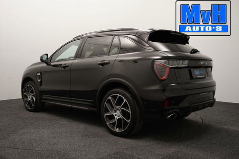 Lynk & Co 01 1.5 Plug-in Hybride|LEER|FULL BLACK|ZWARTE.HEMEL