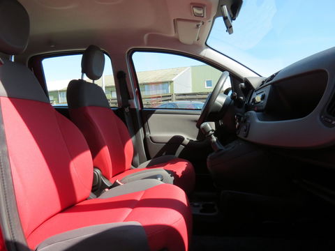 Fiat Panda 0.9 TwinAir Pop 1e EIGENAAR | NIEUWE APK T/M MEI 2026 | ALL-SEASON BANDEN |