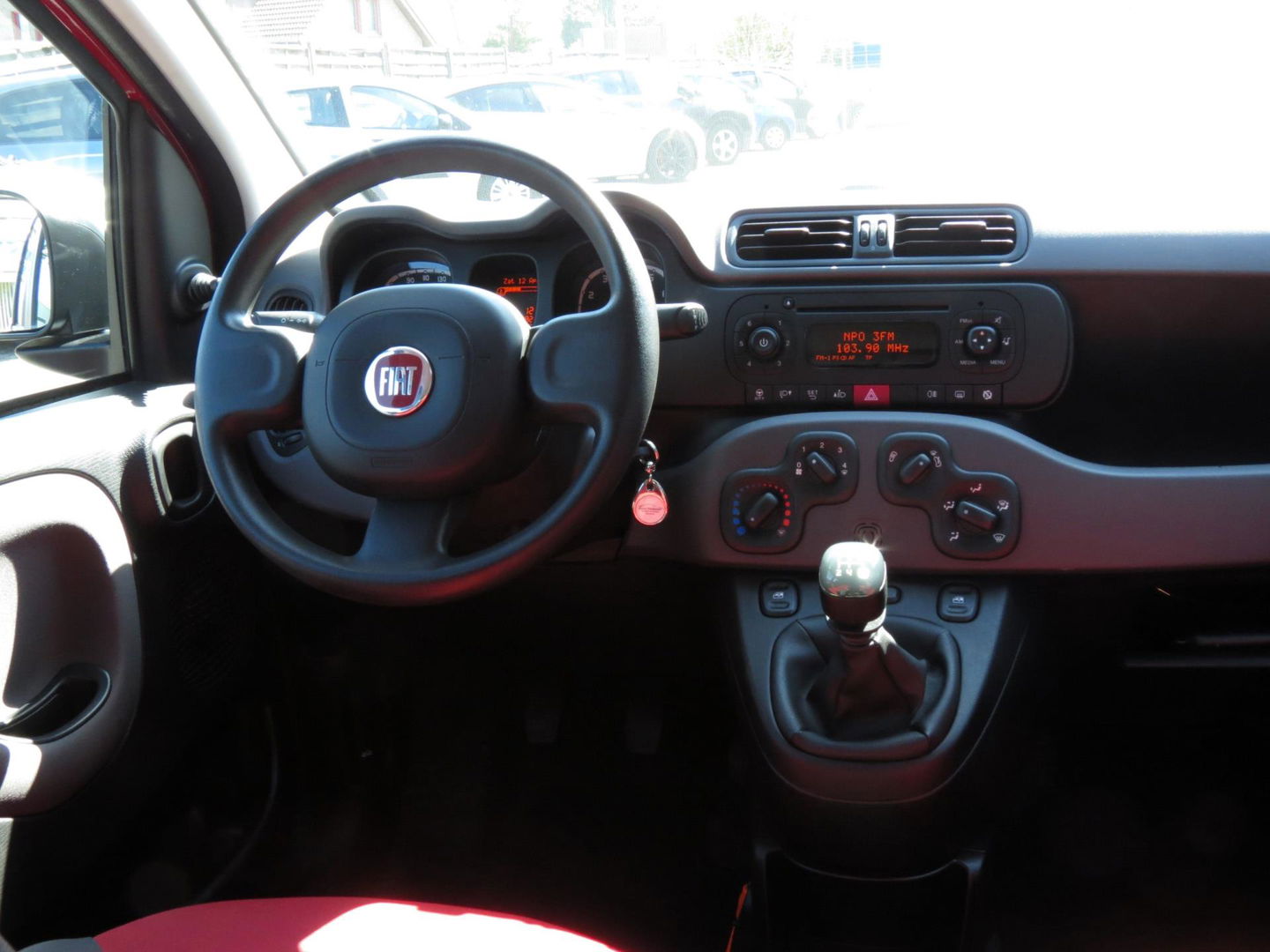 Fiat Panda 0.9 TwinAir Pop 1e EIGENAAR | NIEUWE APK T/M MEI 2026 | ALL-SEASON BANDEN |