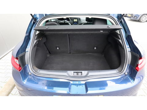 Renault Mégane 1.5 dCi Bose | Nieuwe Type | Lane assist | PDC | Clima