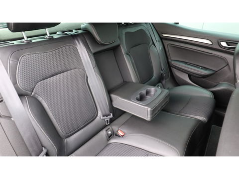 Renault Mégane 1.5 dCi Bose | Nieuwe Type | Lane assist | PDC | Clima