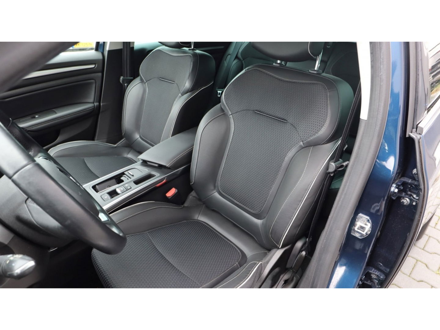Renault Mégane 1.5 dCi Bose | Nieuwe Type | Lane assist | PDC | Clima