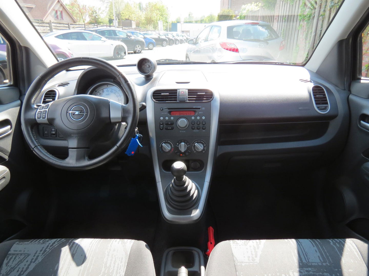 Opel Agila 1.0 Edition | AIRCO | LICHTMETALEN VELGEN | SLECHTS 28.954 KM NAP | INCLUSIEF ALLE ONDERHOUDSPAPIEREN |
