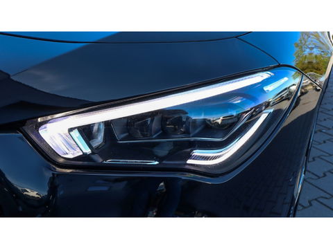 Mercedes-Benz CLA-Klasse Shooting Brake 180 Bns Sol. AMG | Pano | Sfeer | Multibeam | Memory