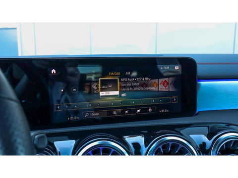 Mercedes-Benz CLA-Klasse Shooting Brake 180 Bns Sol. AMG | Pano | Sfeer | Multibeam | Memory