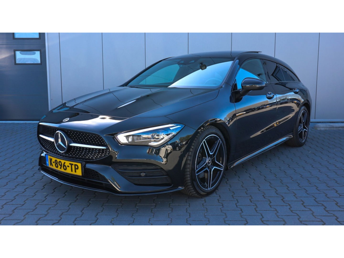 Mercedes-Benz CLA-Klasse Shooting Brake 180 Bns Sol. AMG | Pano | Sfeer | Multibeam | Memory
