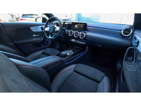 Mercedes-Benz CLA-Klasse Shooting Brake 180 Bns Sol. AMG | Pano | Sfeer | Multibeam | Memory