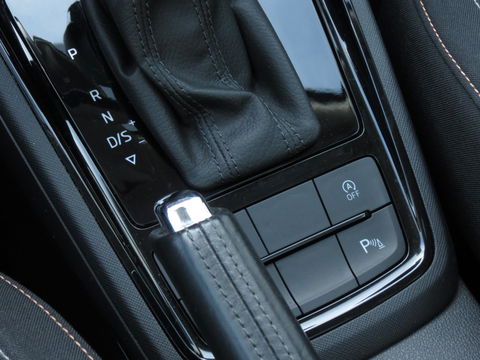 Škoda Kamiq 1.0 TSI Business Edition AUTOMAAT | PANORAMADAK | 18 INCH VELGEN | APPLE CARPLAY | SOUND SYSTEM | DAB+ | KEYLESS |