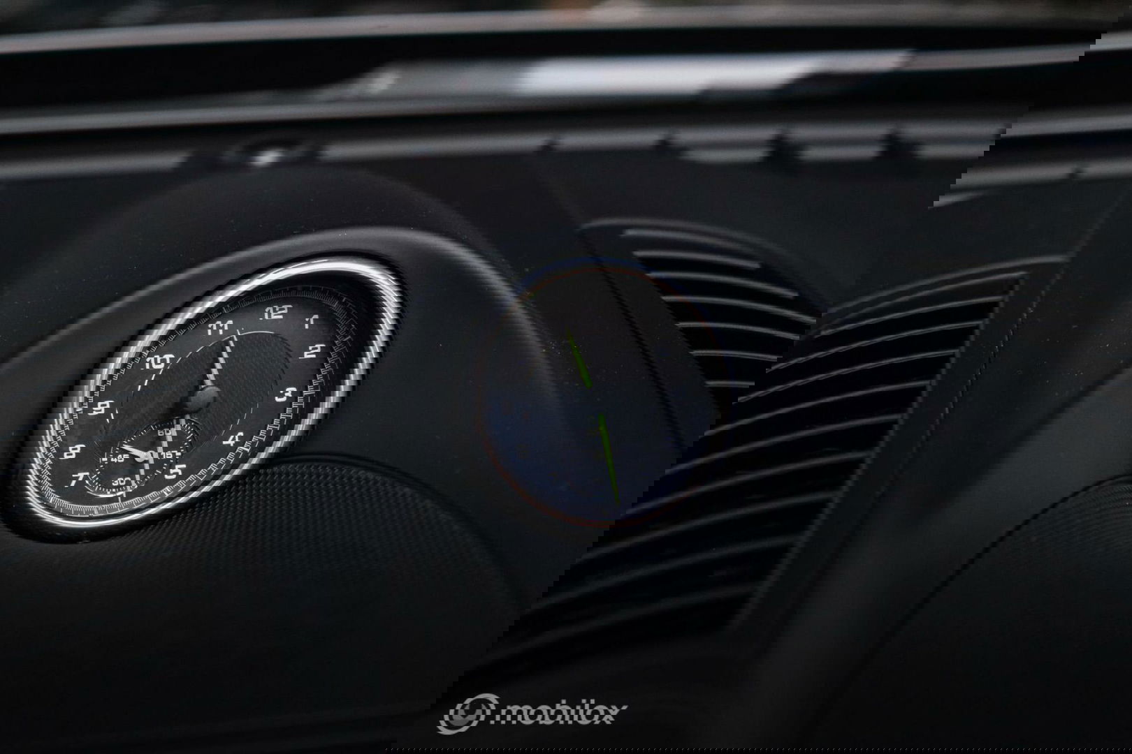 Porsche Cayenne 3.0 E-Hybrid Platinum Edition | Dealer OH | Trekhaak | Stoelkoeling | 360 cam | Panoramadak | Adaptive |