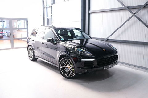 Porsche Cayenne 3.0 E-Hybrid Platinum Edition | Dealer OH | Trekhaak | Stoelkoeling | 360 cam | Panoramadak | Adaptive |