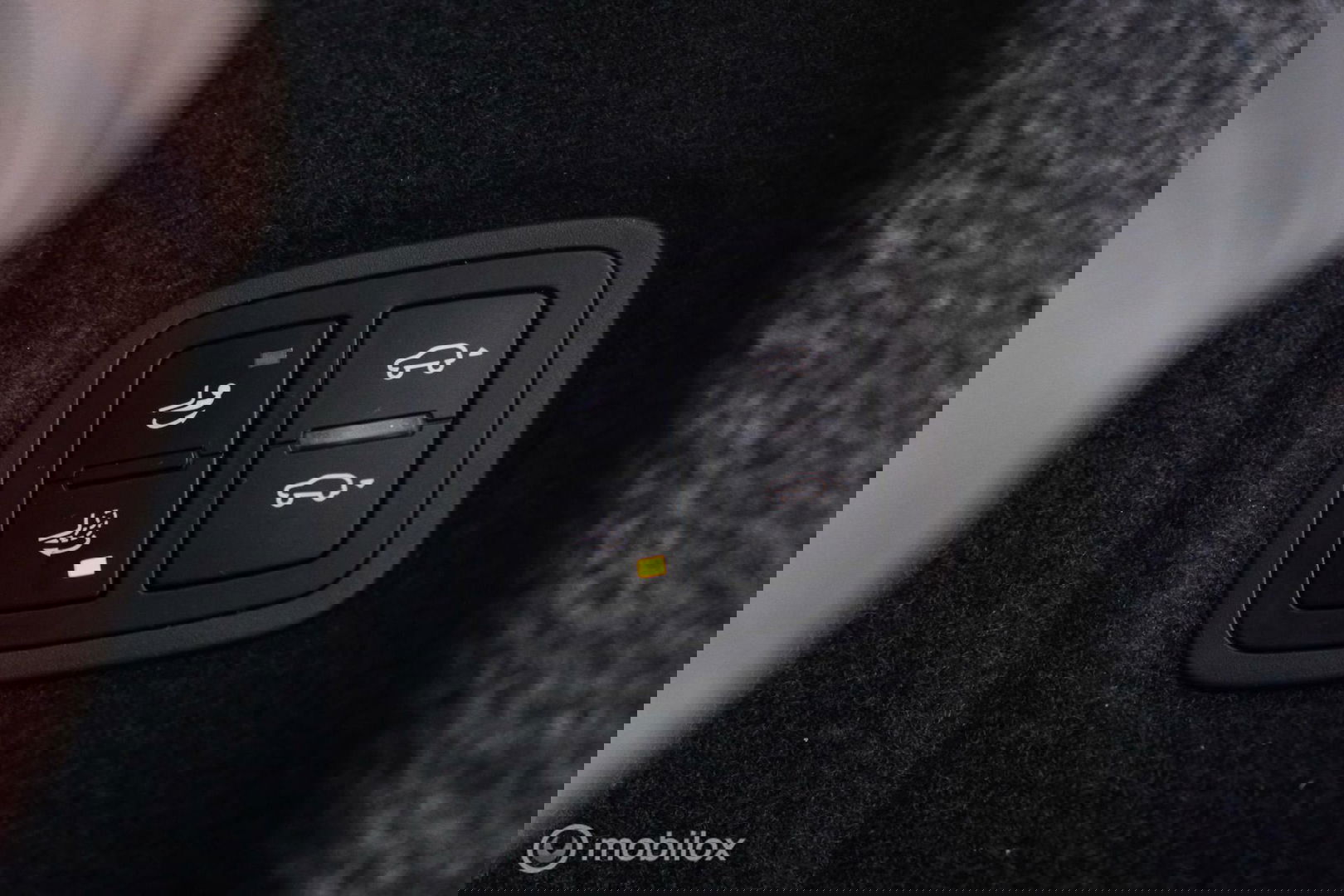 Porsche Cayenne 3.0 E-Hybrid Platinum Edition | Dealer OH | Trekhaak | Stoelkoeling | 360 cam | Panoramadak | Adaptive |