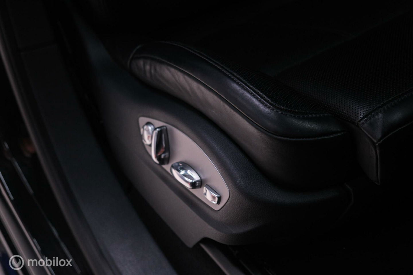 Porsche Cayenne 3.0 E-Hybrid Platinum Edition | Dealer OH | Trekhaak | Stoelkoeling | 360 cam | Panoramadak | Adaptive |