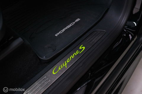 Porsche Cayenne 3.0 E-Hybrid Platinum Edition | Dealer OH | Trekhaak | Stoelkoeling | 360 cam | Panoramadak | Adaptive |