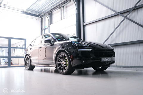 Porsche Cayenne 3.0 E-Hybrid Platinum Edition | Dealer OH | Trekhaak | Stoelkoeling | 360 cam | Panoramadak | Adaptive |