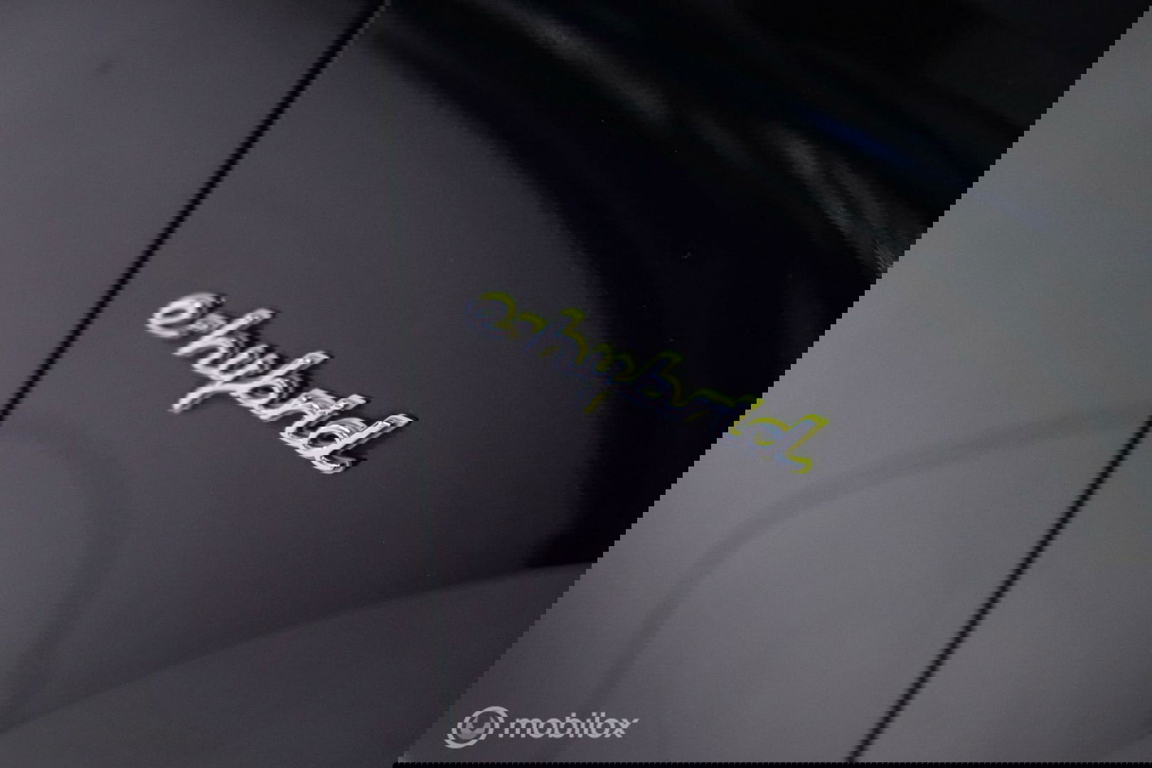 Porsche Cayenne 3.0 E-Hybrid Platinum Edition | Dealer OH | Trekhaak | Stoelkoeling | 360 cam | Panoramadak | Adaptive |
