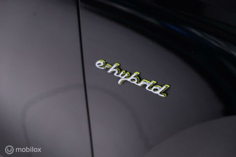 Porsche Cayenne 3.0 E-Hybrid Platinum Edition | Dealer OH | Trekhaak | Stoelkoeling | 360 cam | Panoramadak | Adaptive |