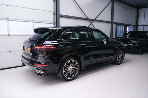 Porsche Cayenne 3.0 E-Hybrid Platinum Edition | Dealer OH | Trekhaak | Stoelkoeling | 360 cam | Panoramadak | Adaptive |
