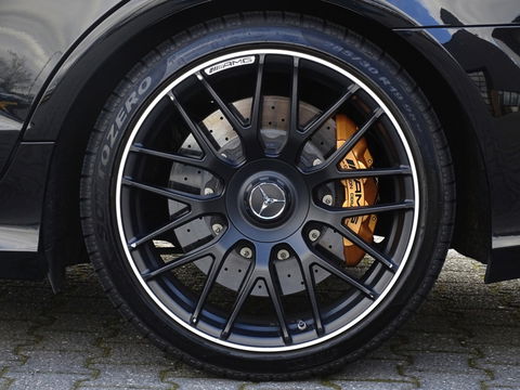 Mercedes-Benz CLS-Klasse Shooting Brake AMG 63S V8 BI-Turbo 586PK 4MATIC / Keramisch / Alcantara / LED