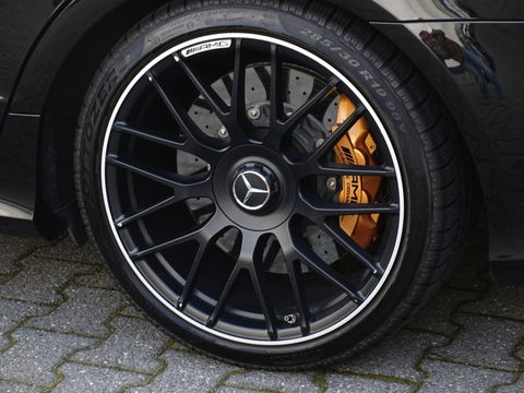 Mercedes-Benz CLS-Klasse Shooting Brake AMG 63S V8 BI-Turbo 586PK 4MATIC / Keramisch / Alcantara / LED