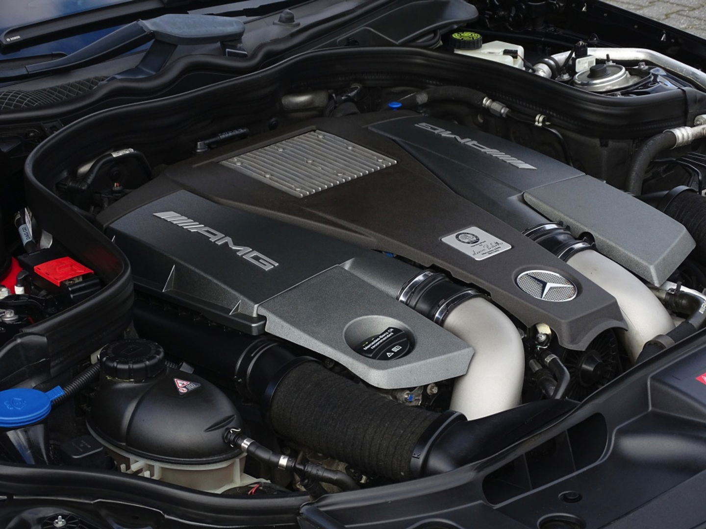 Mercedes-Benz CLS-Klasse Shooting Brake AMG 63S V8 BI-Turbo 586PK 4MATIC / Keramisch / Alcantara / LED