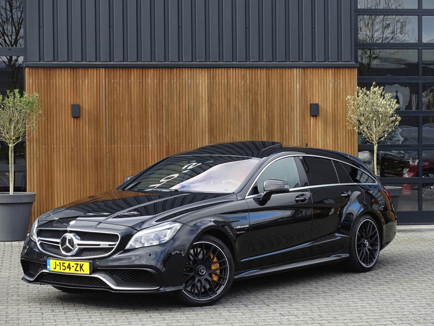Mercedes-Benz CLS-Klasse Shooting Brake AMG 63S V8 BI-Turbo 586PK 4MATIC / Keramisch / Alcantara / LED