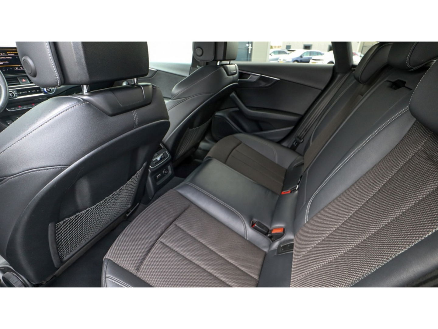 Audi A5 Sportback 35 TFSI S ed. Comp. | 3X S-Line | Matrix | Cruise | Stoelverwarm