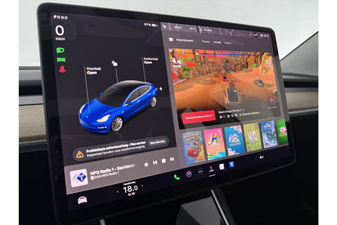 Tesla Model 3 Long Range AWD 75 kWh 351PK | 560KM Actieradius | Elektrisch LED 360Camera Autopilot Pano View 19"LMV Cruise Clima Navi Memory-Seats Leder PDC