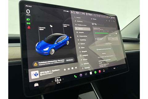 Tesla Model 3 Long Range AWD 75 kWh 351PK | 560KM Actieradius | Elektrisch LED 360Camera Autopilot Pano View 19"LMV Cruise Clima Navi Memory-Seats Leder PDC