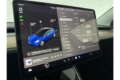 Tesla Model 3 Long Range AWD 75 kWh 351PK | 560KM Actieradius | Elektrisch LED 360Camera Autopilot Pano View 19"LMV Cruise Clima Navi Memory-Seats Leder PDC