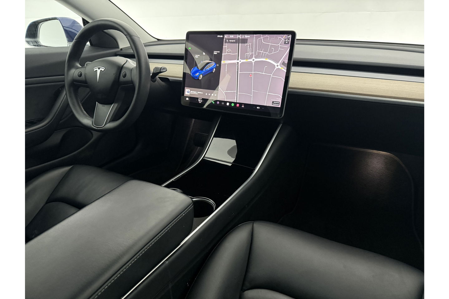 Tesla Model 3 Long Range AWD 75 kWh 351PK | 560KM Actieradius | Elektrisch LED 360Camera Autopilot Pano View 19"LMV Cruise Clima Navi Memory-Seats Leder PDC
