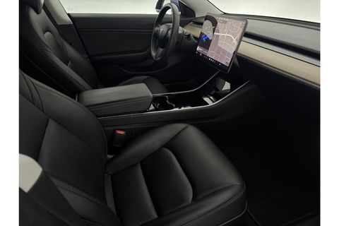 Tesla Model 3 Long Range AWD 75 kWh 351PK | 560KM Actieradius | Elektrisch LED 360Camera Autopilot Pano View 19"LMV Cruise Clima Navi Memory-Seats Leder PDC