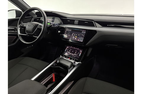 Audi e-tron 50 Quattro Business edition 71 kWh 313PK LED Virtual Clima Cruise Memory-Seats Navi 20"LMV PDC