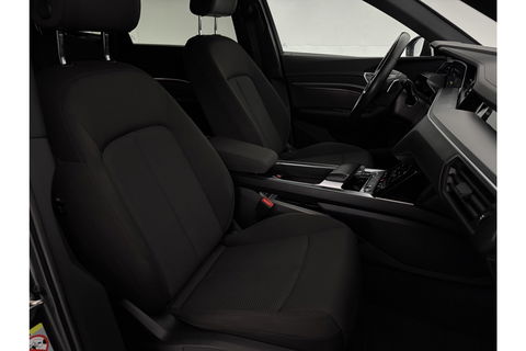 Audi e-tron 50 Quattro Business edition 71 kWh 313PK LED Virtual Clima Cruise Memory-Seats Navi 20"LMV PDC