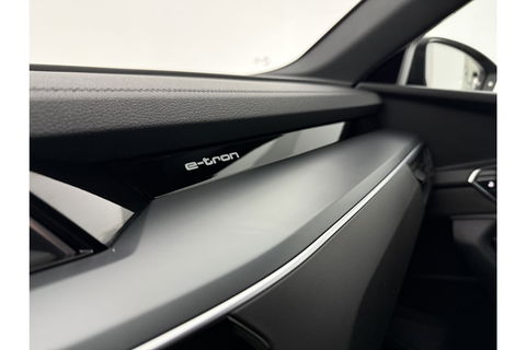 Audi e-tron 50 Quattro Business edition 71 kWh 313PK LED Virtual Clima Cruise Memory-Seats Navi 20"LMV PDC