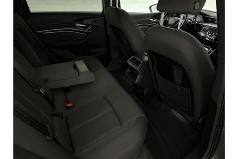 Audi e-tron 50 Quattro Business edition 71 kWh 313PK LED Virtual Clima Cruise Memory-Seats Navi 20"LMV PDC