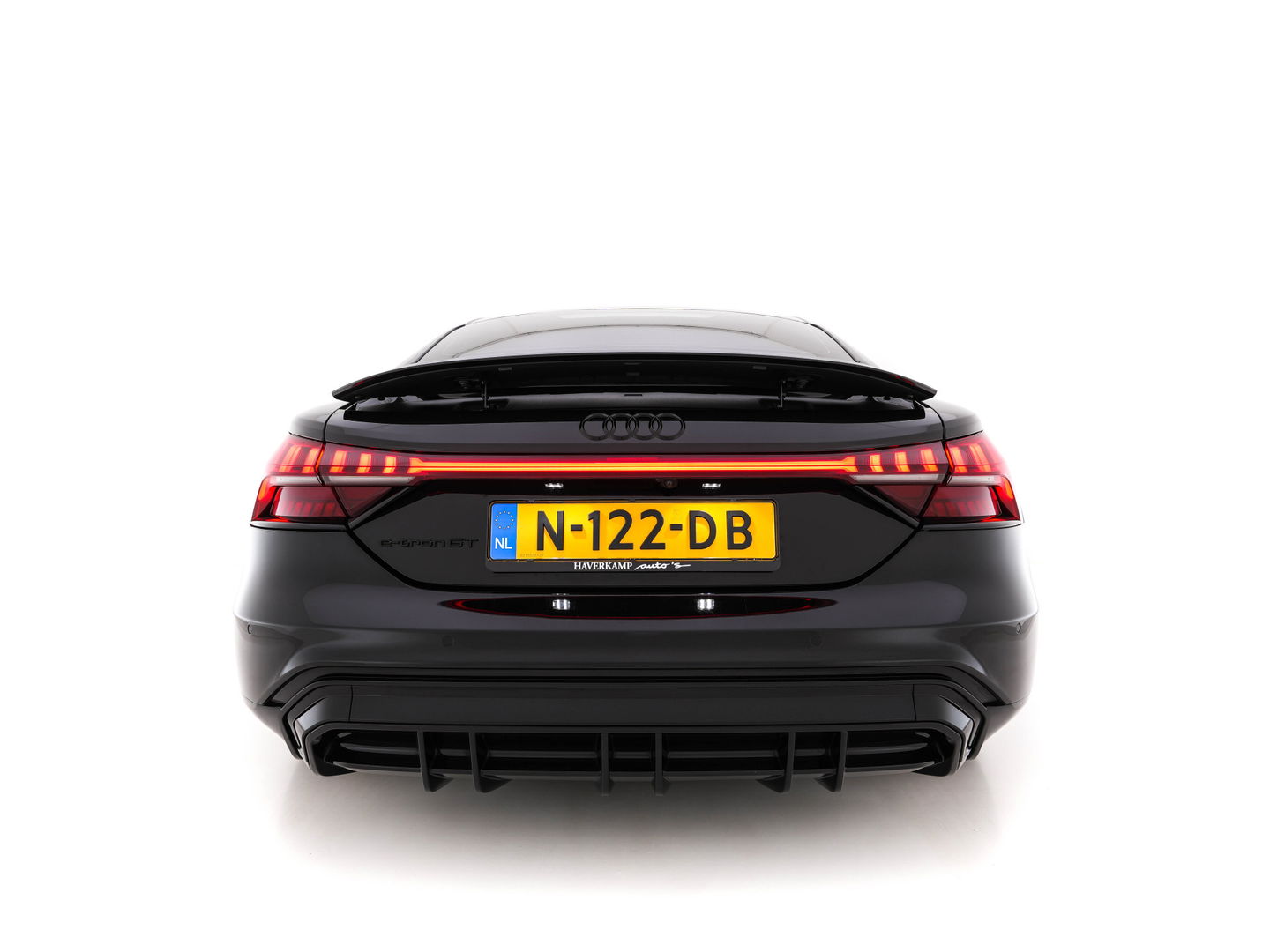 Audi e-tron GT 93 kWh AWD [ 3-Fase ] (INCL-BTW) *PANO | HEAD-UP | MATRIX-LED | LEATHER-MICROFIBRE | BANG/OLUFSEN-AUDIO  | ADAPTIVE-CRUISE | TOP-VIEW | AIR-SUSPENSION | MEMORY-PACK | KEYLESS | DIGI-COCKPIT | NAVI-FULLMAP | 21"ALU
