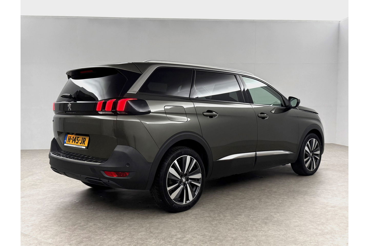 Peugeot 5008 1.2 PureTech Allure 7 Persoons 360Camera Sfeer LED Virtual Carplay Clima Cruise Navi PDC 19''LMV
