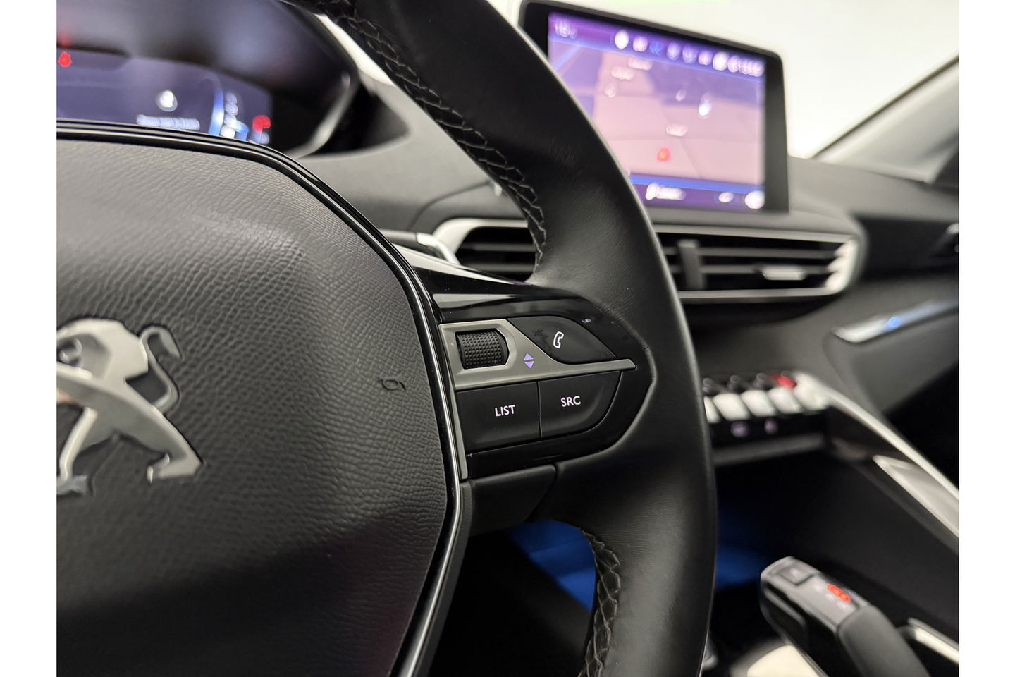 Peugeot 5008 1.2 PureTech Allure 7 Persoons 360Camera Sfeer LED Virtual Carplay Clima Cruise Navi PDC 19''LMV
