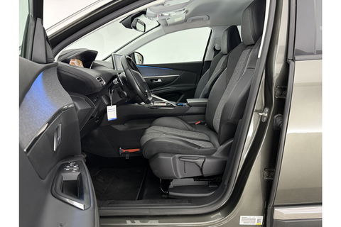 Peugeot 5008 1.2 PureTech Allure 7 Persoons 360Camera Sfeer LED Virtual Carplay Clima Cruise Navi PDC 19''LMV