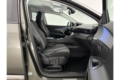 Peugeot 5008 1.2 PureTech Allure 7 Persoons 360Camera Sfeer LED Virtual Carplay Clima Cruise Navi PDC 19''LMV