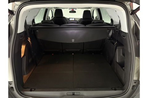 Peugeot 5008 1.2 PureTech Allure 7 Persoons 360Camera Sfeer LED Virtual Carplay Clima Cruise Navi PDC 19''LMV